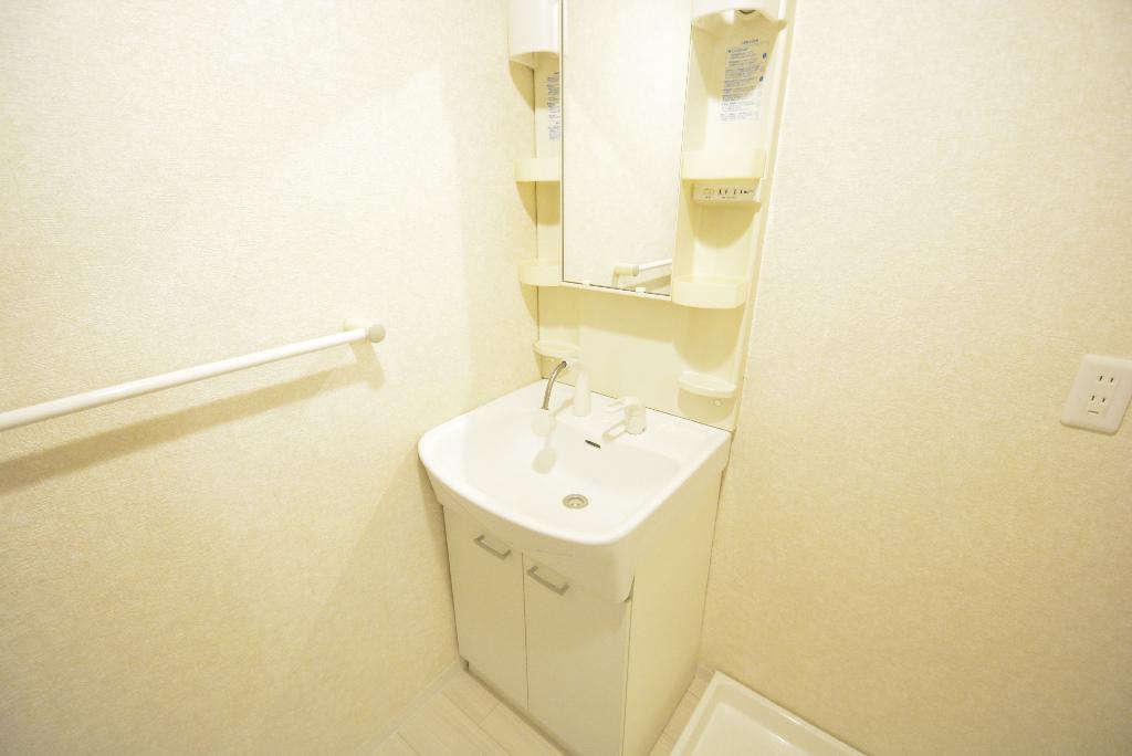 洗面設備　洗髪洗面化粧台