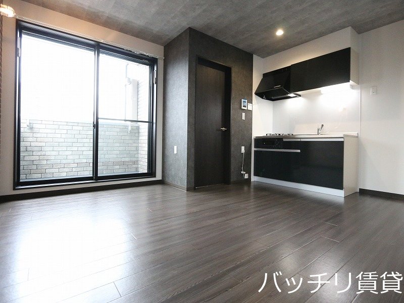 居室・リビング　建築中の為写真は別物件、現状優先になります。