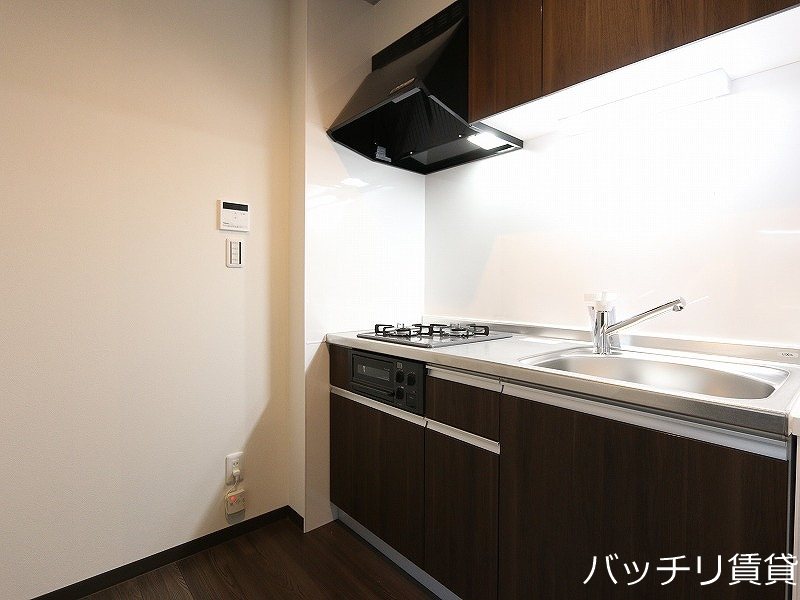 キッチン　建築中の為写真は別物件、現状優先になります。