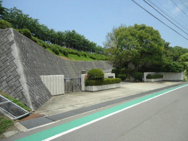 中学校　水巻南中学校（中学校）まで450m