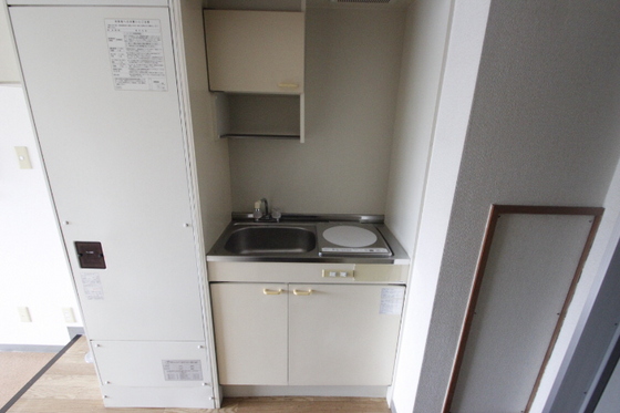 キッチン　※別部屋の写真です