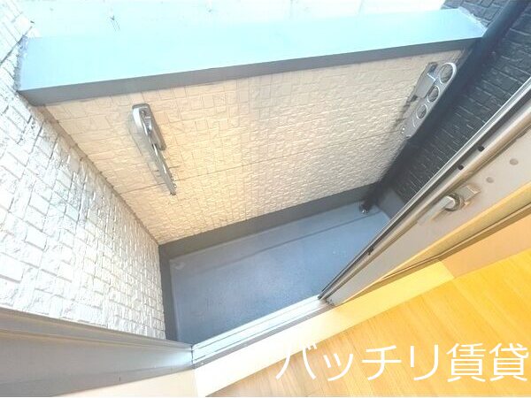 バルコニー　同型タイプの為現状を優先致します。
