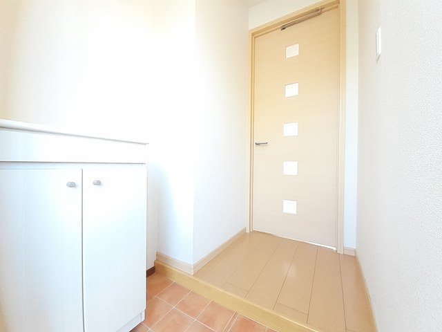 玄関　落ち着いた玄関です