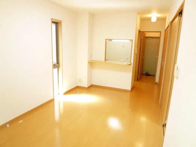 居室・リビング　角部屋なので２面採光♪