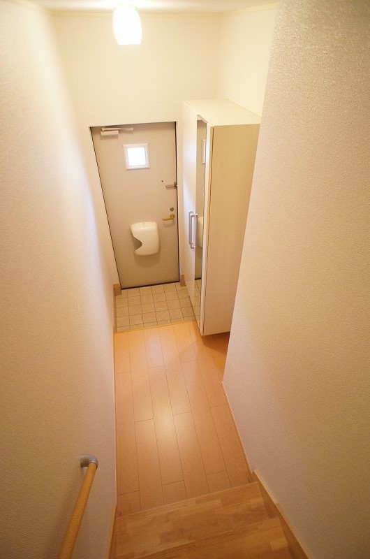 玄関　図面と現状に相違がある場合には現状を優先