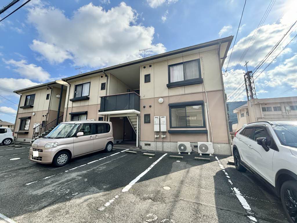 建物外観　広江5丁目の1LDKアパート♪