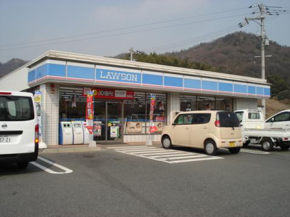 コンビニ　ローソン 倉敷広江五丁目店（コンビニ）まで247m