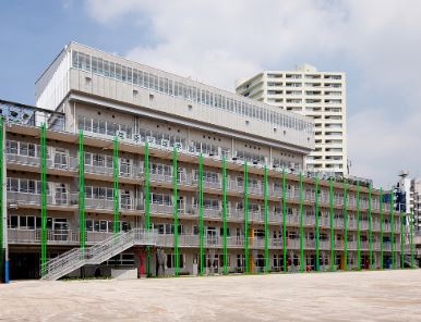 中学校　荏原平塚中学校（中学校）まで411m