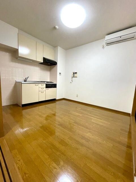 居室・リビング　別部屋参考写真
