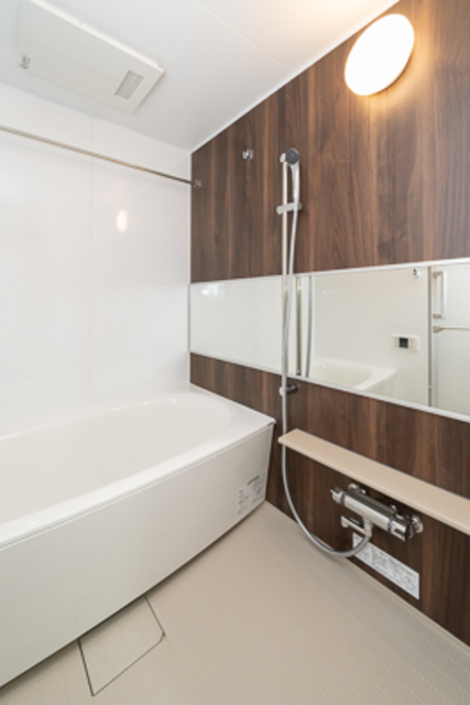 バス・シャワールーム　※写真は同タイプ住戸です。