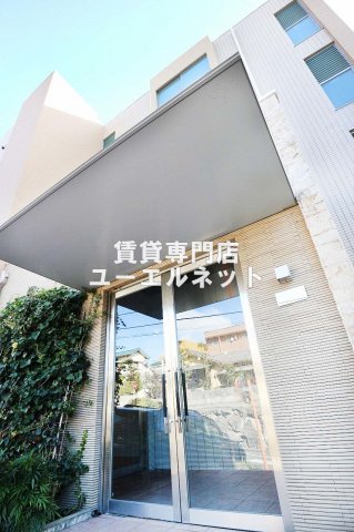 建物外観　シンプルで洗練されたデザインが毎日の暮らしに心地よさをプラス