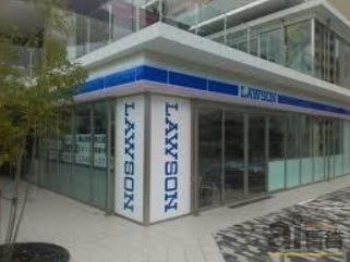 コンビニ　ローソン狭山市駅西口店（コンビニ）まで150m