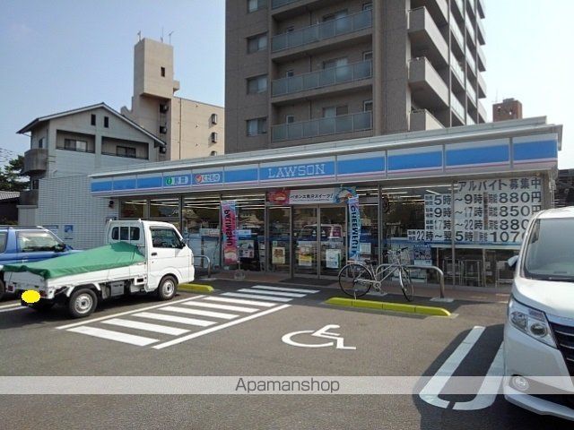 コンビニ　ローソン丸亀浜町店（コンビニ）まで300m