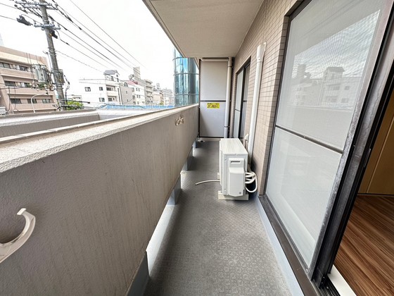 バルコニー　※別部屋の写真です