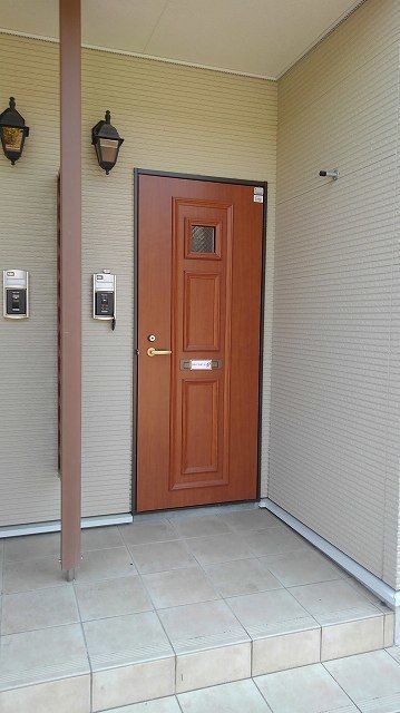 エントランス　うどん県のお部屋探しはうどん不動産へ うどんちゃんとLINE