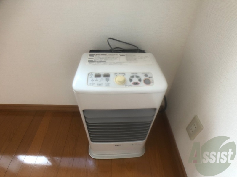 その他設備　灯油暖房が設置されているので冬場も快適です！
