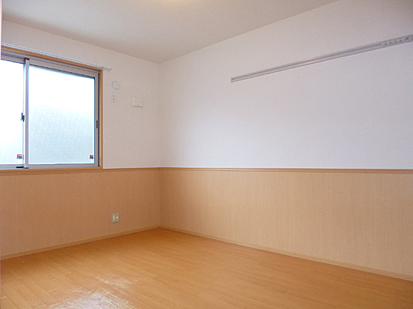 その他部屋・スペース　洋室6帖！こちらのお部屋にもクローゼットがあります！