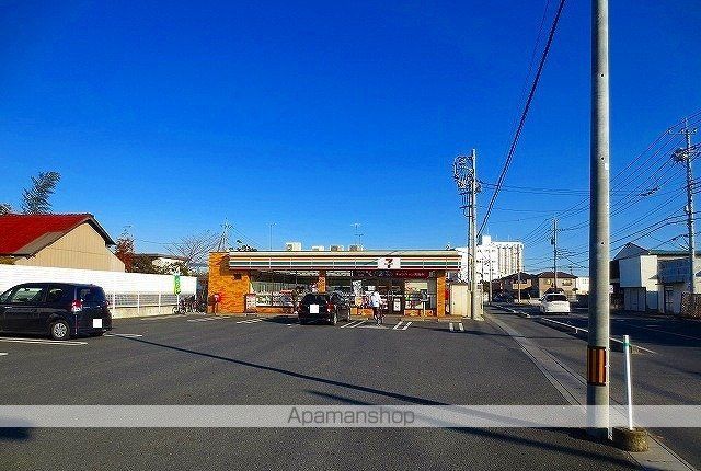 コンビニ　セブンイレブン（コンビニ）まで500m