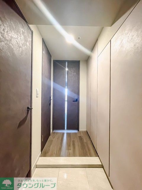玄関　※写真は同タイプ住戸です。