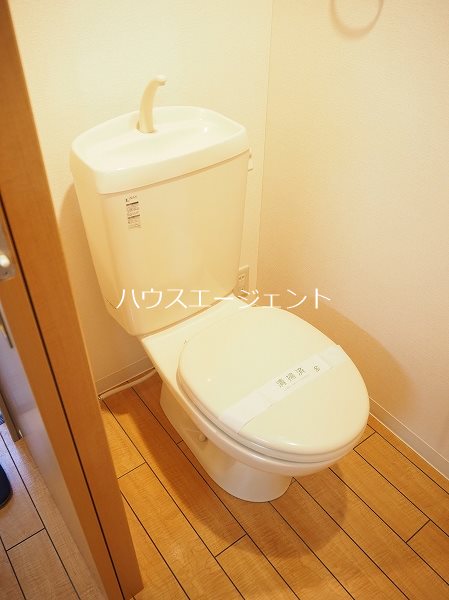 トイレ　独立タイプで綺麗なトイレです！