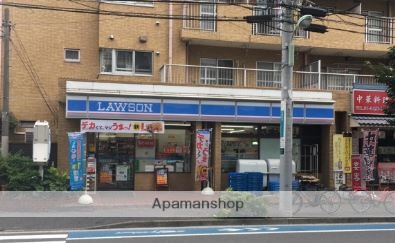 コンビニ　ローソン 大森海岸駅前店（コンビニ）まで125m