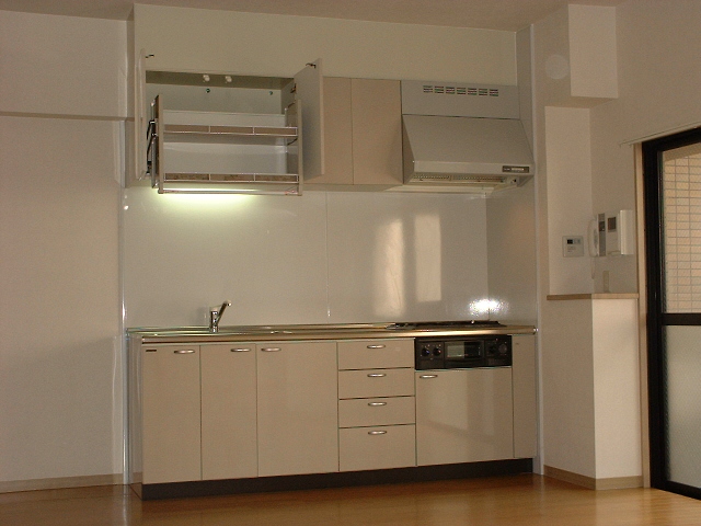 キッチン　同じタイプの別のお部屋です、現況を優先させていただきます。