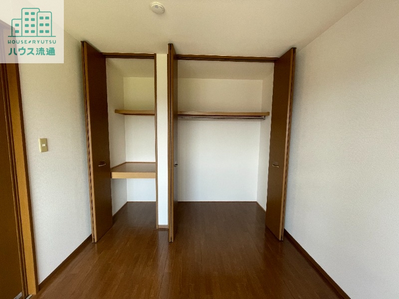 収納　※別号室の写真です