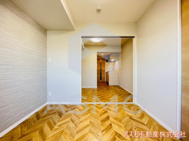 居室・リビング　同マンション別部屋　参考写真