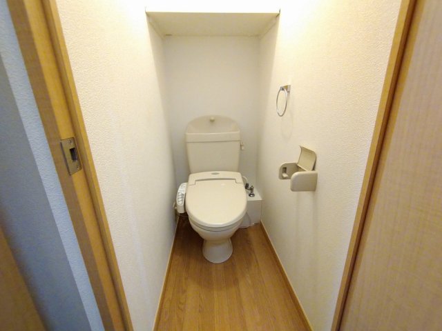 その他　温水洗浄便座設置