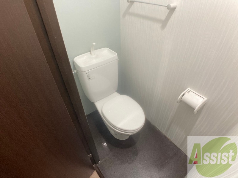トイレ　トイレです。ウォシュレット付を探している方、おすすめです。