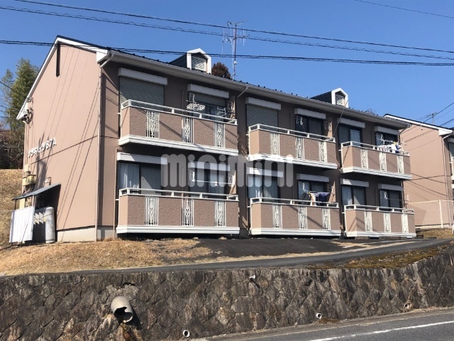 建物外観　日当たり良好なファミリー物件です。