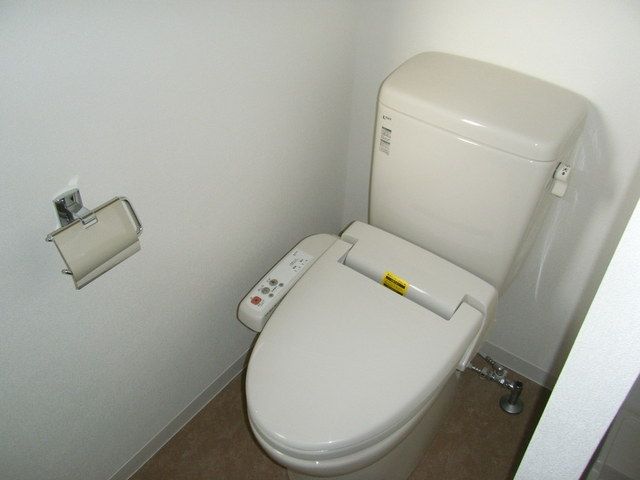 トイレ　★安心の温水洗浄便座★