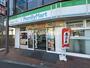 コンビニ　ファミリーマート 桜新町一丁目店（コンビニ）まで725m