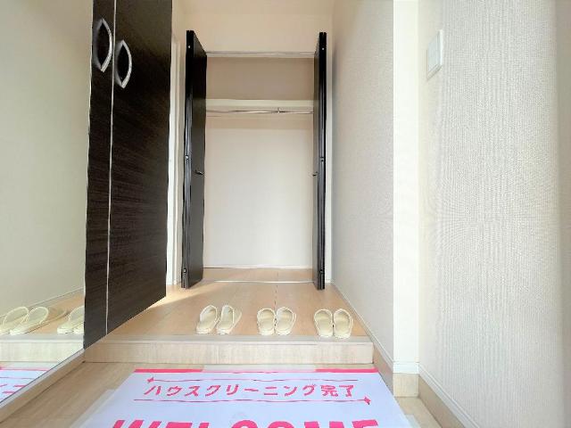 玄関　玄関（イメージ）