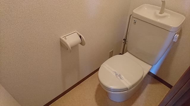トイレ　※写真は別室です