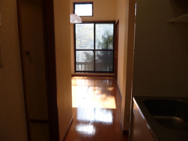その他部屋・スペース　明るい日差しが入ります！