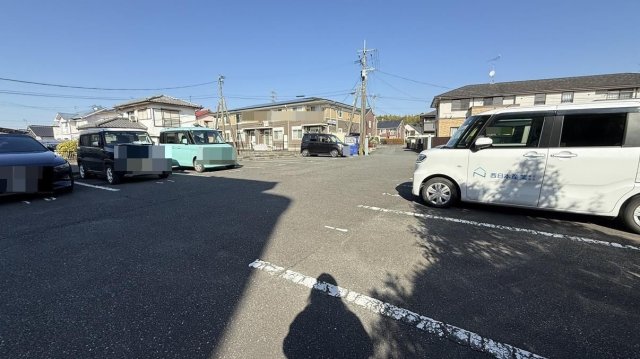駐車場　駐車スペースもあります☆