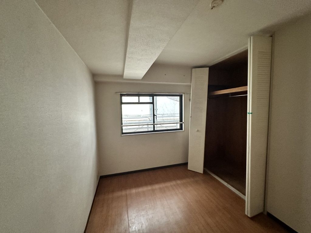 その他　洋室5.3帖