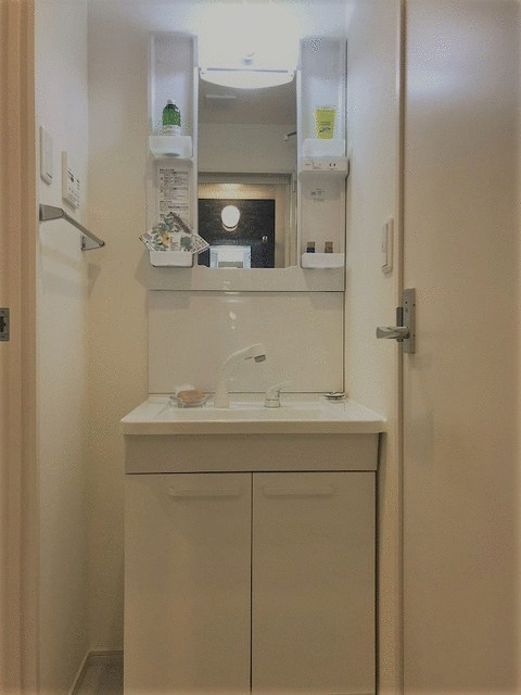 洗面設備　１０２参考写真です