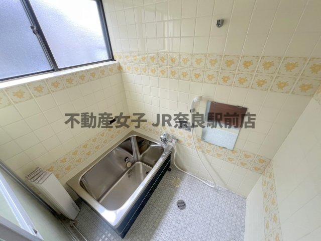 高畑町貸家の風呂写真