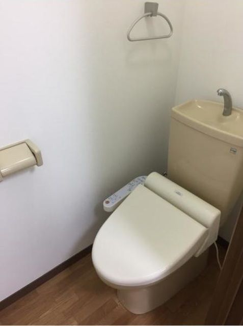 トイレ　トイレ