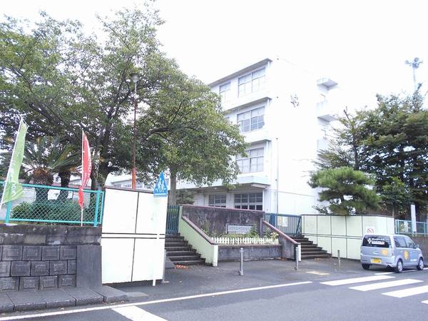 小学校　静岡市立千代田東小学校（小学校）まで500m