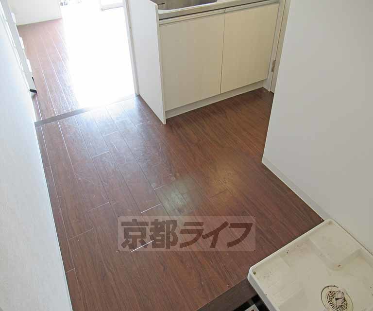 その他部屋・スペース　玄関から廊下にかけて