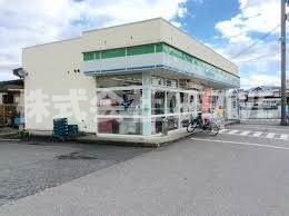 コンビニ　ファミリーマート草津青地店（コンビニ）まで208m