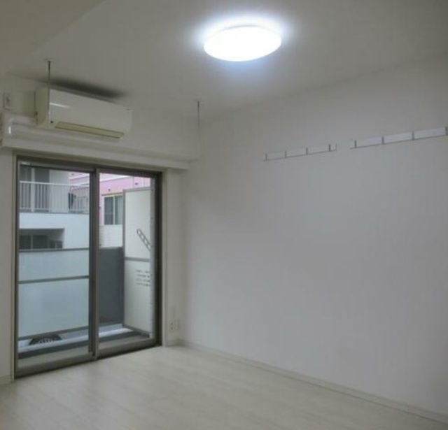 居室・リビング　きれいなお部屋