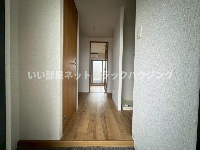 玄関　【お部屋さがしはラックハウジングにお問合せ下さいませ♪】