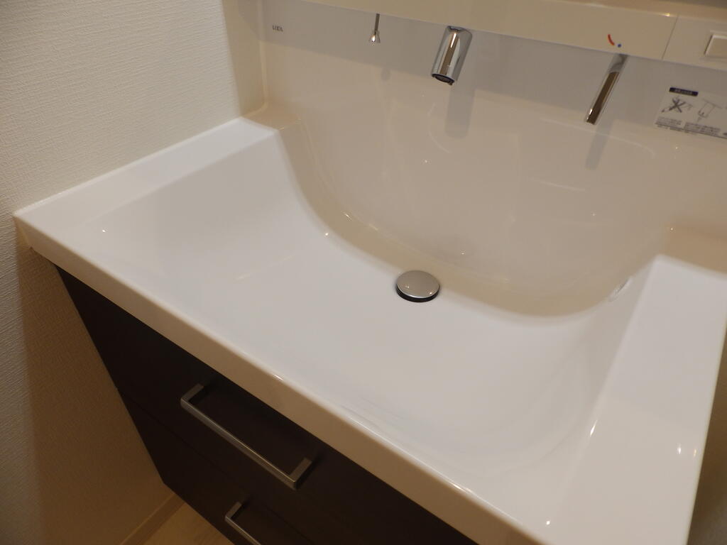 洗面設備　建築中の為、同施工会社参考写真