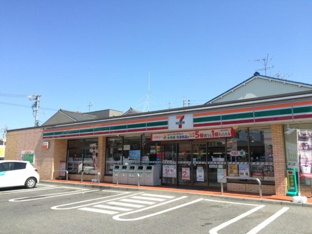 コンビニ　セブンイレブン名古屋野並２丁目店（コンビニ）まで120m