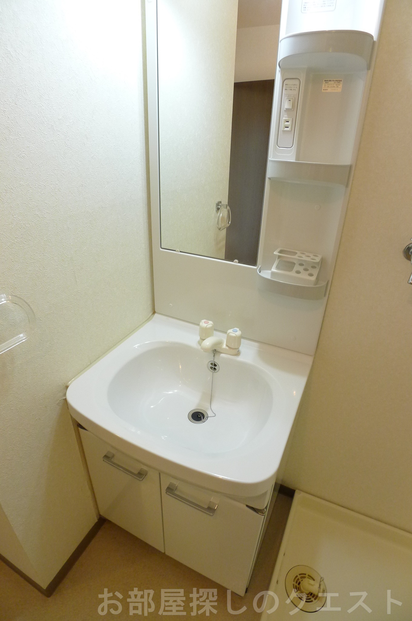 洗面設備　（写真は同物件イメージ）