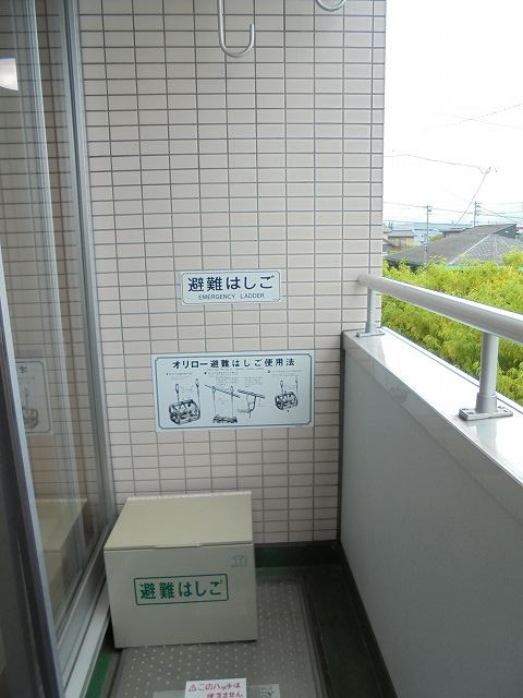 バルコニー　写真は212号室です（参考）
